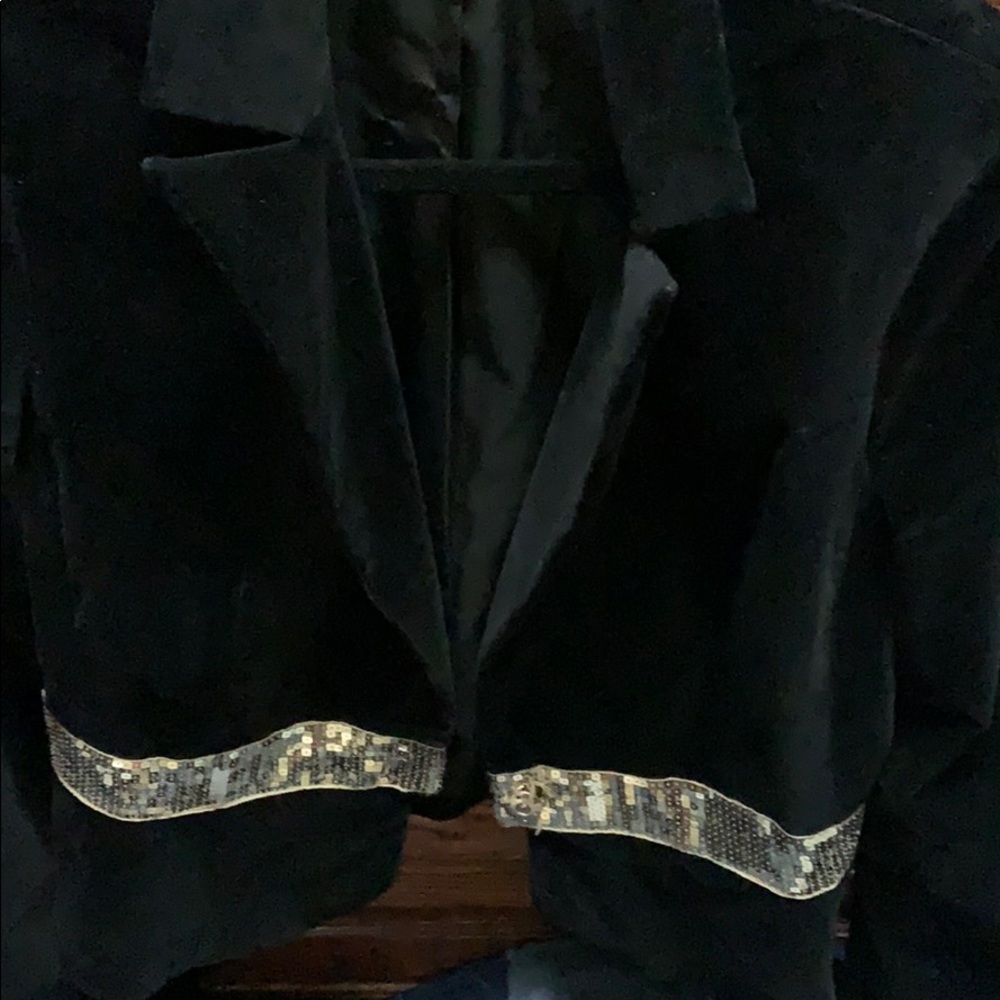 Velvet Cache Jacket With Sequins Detail - image 2